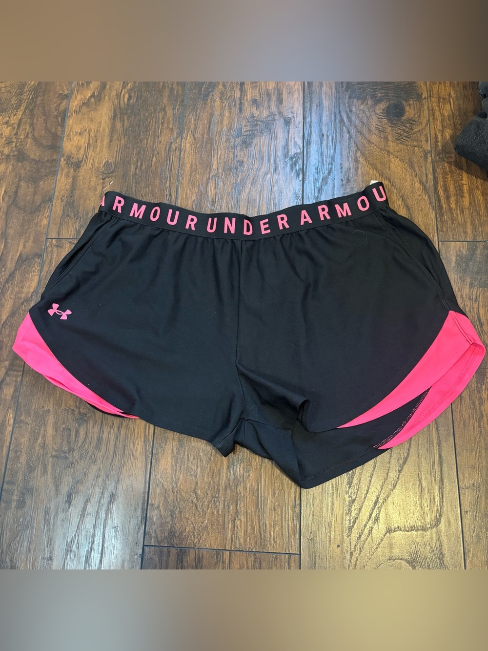 Under Armour Play Up 3.0 Shorts Black Pink — Women’s XXL / 2XL Loose Fit